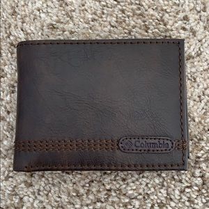 Men’s Columbia Brown Wallet